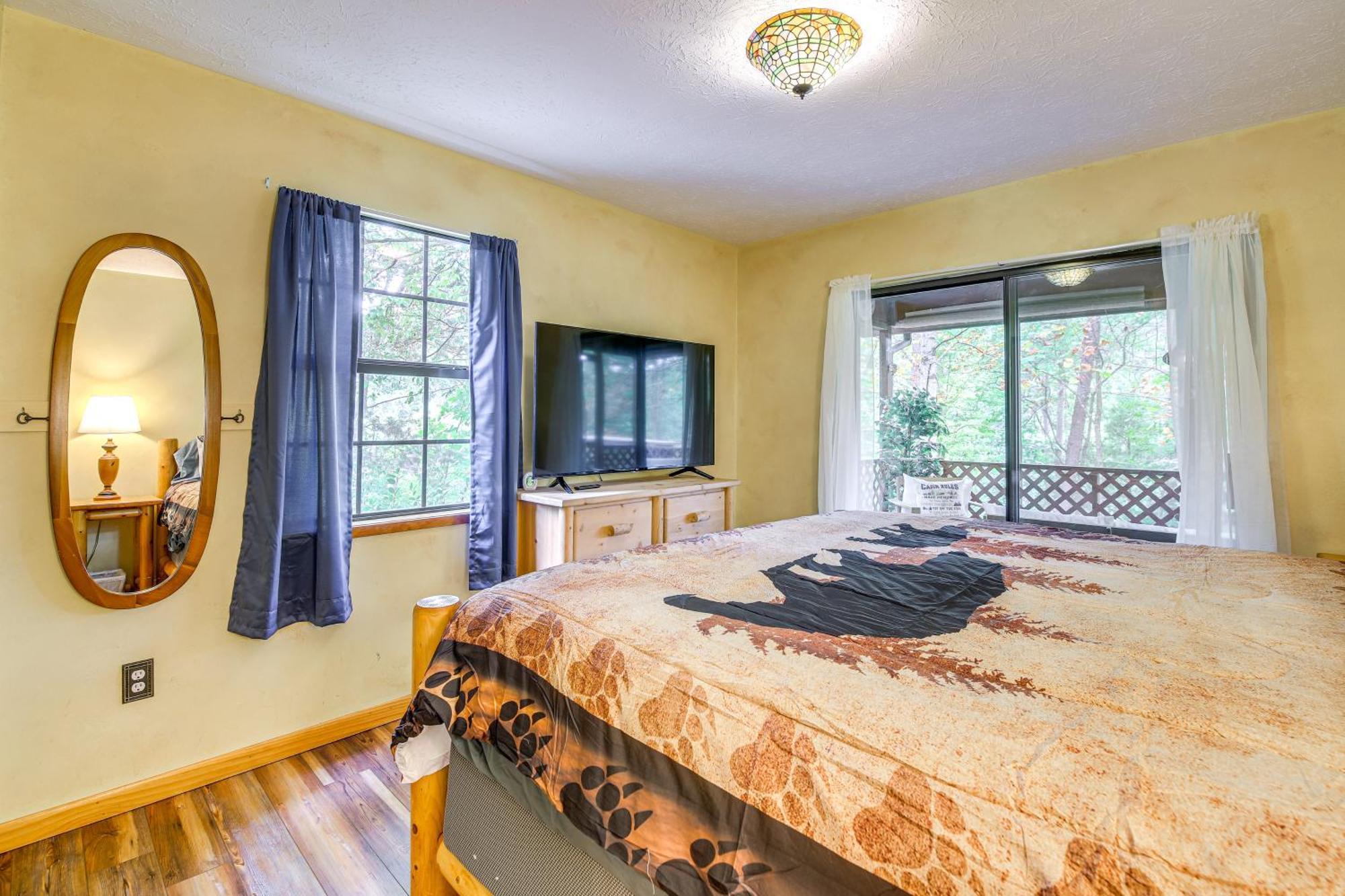 Pet-Friendly Sevierville Rental With Private Hot Tub 外观 照片
