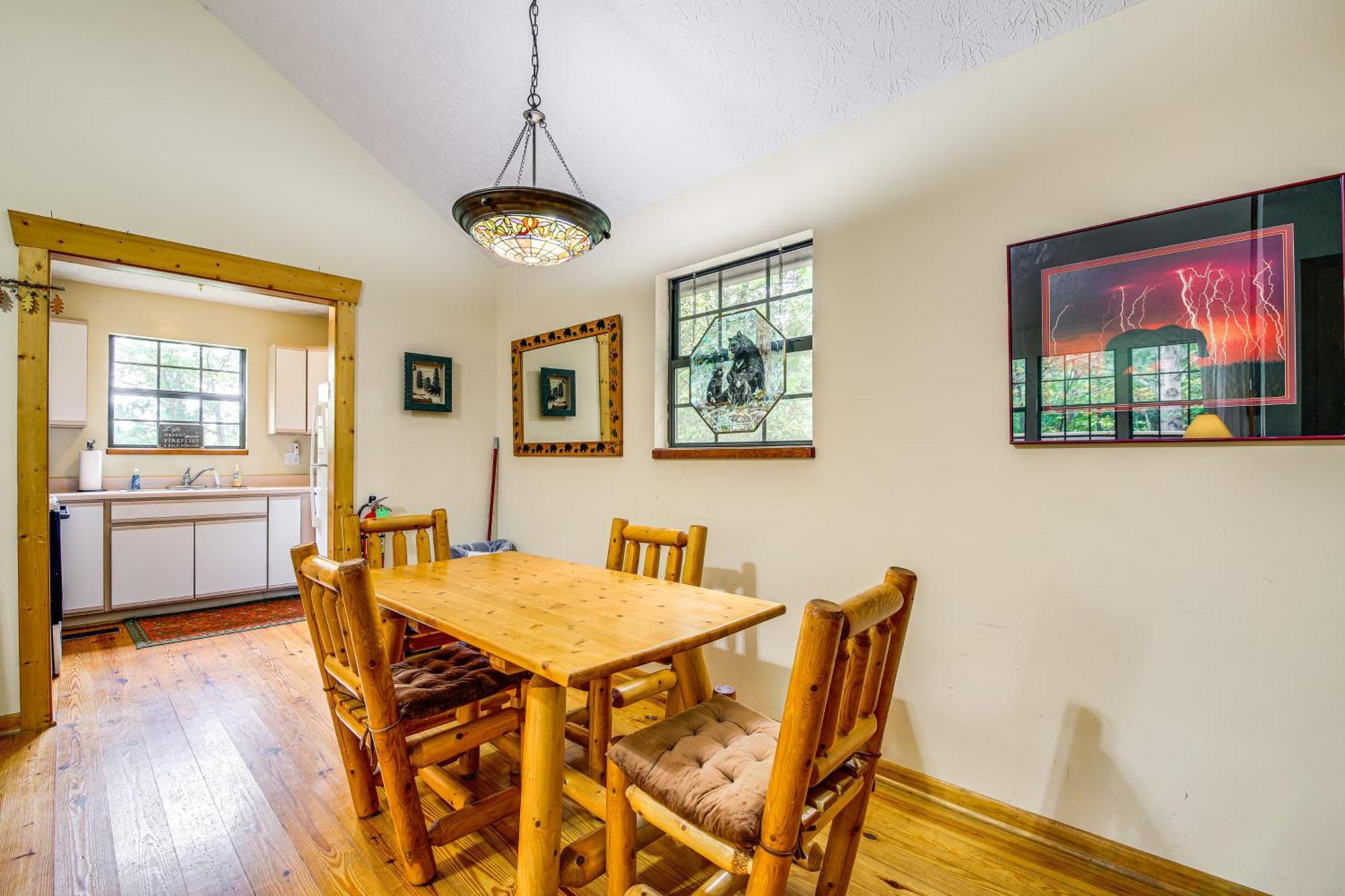 Pet-Friendly Sevierville Rental With Private Hot Tub 外观 照片